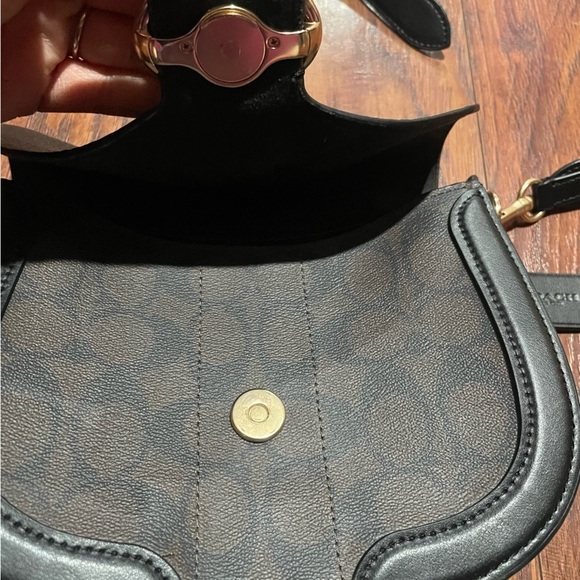 Coach Georgie Saddle bag—a small purse. Black and brown, classic C coach… - Picture 4 of 13